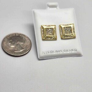 BRAND NEW   Sterling Silver 925 Square Design Earrings